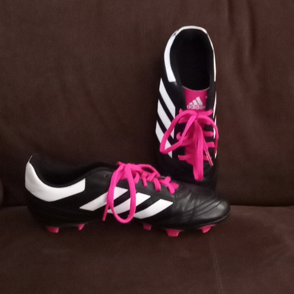 ⚽️ Kids Adidas soccer ⚽️